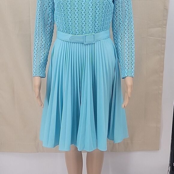 Mary Dobbs Original Vintage 60s Blue Polyester Hostess Dress Zigzag Pleats - Picture 10 of 16